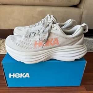 Womens Hoka Bondi 8